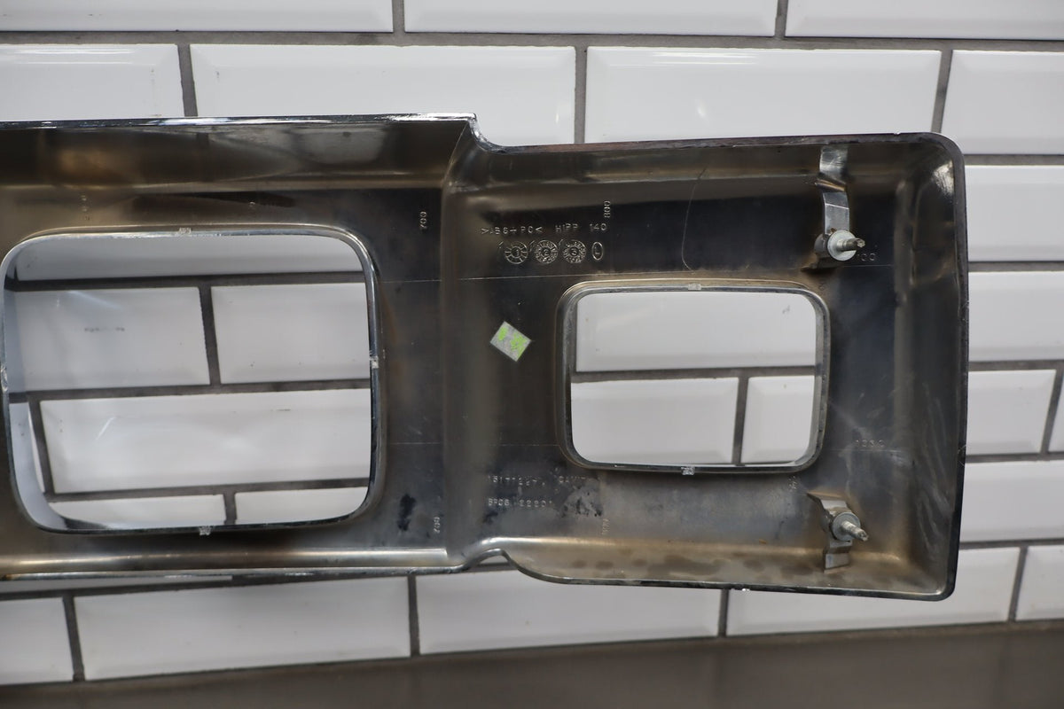 2003-2007 Hummer H2 Main Chrome Radiator Grille 15777617