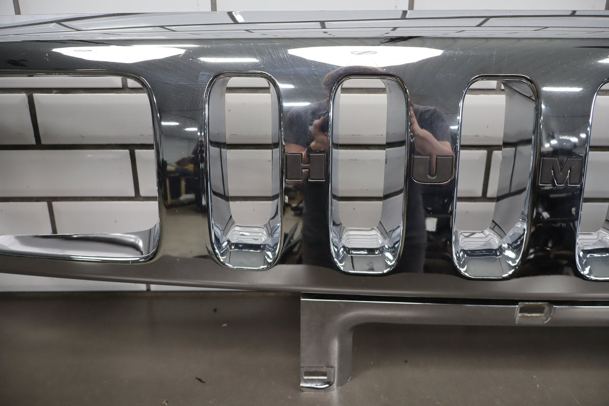 2003-2007 Hummer H2 Main Chrome Radiator Grille 15777617
