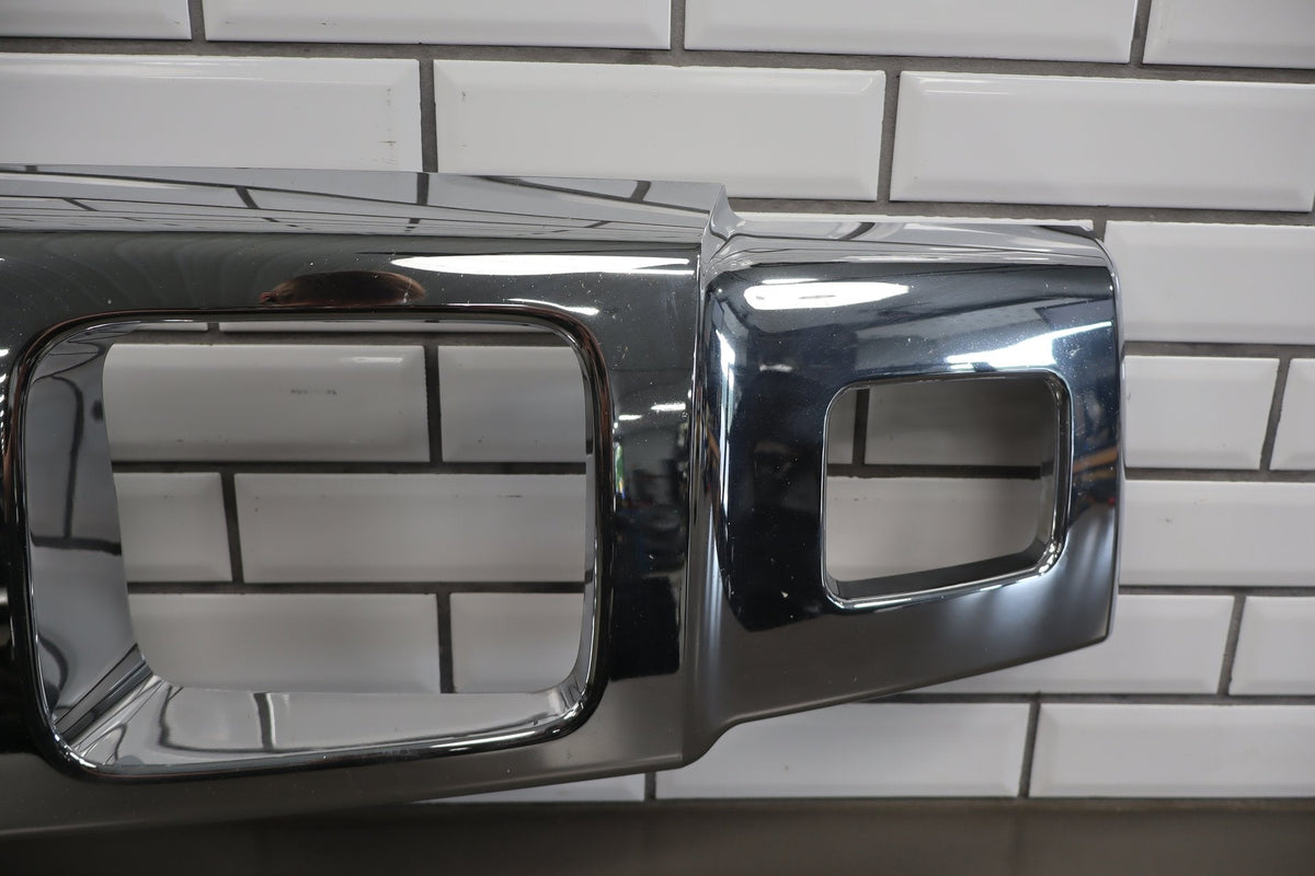 2003-2007 Hummer H2 Main Chrome Radiator Grille 15777617