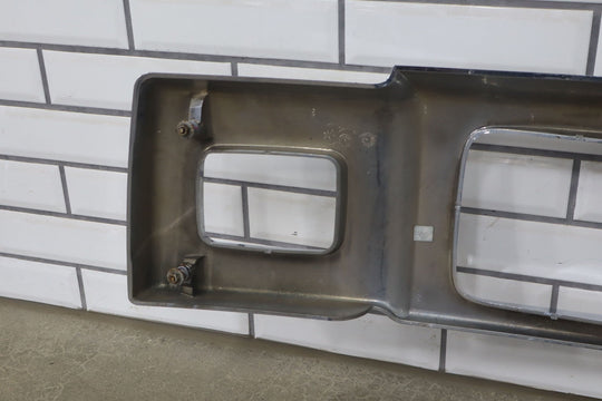 2003 - 2007 Hummer H2 OEM Upper Headlight Bumper Chrome Grille *1 Broken Tab*