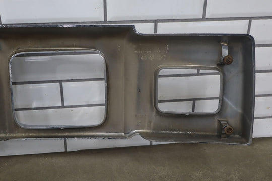2003 - 2007 Hummer H2 OEM Upper Headlight Bumper Chrome Grille *1 Broken Tab*