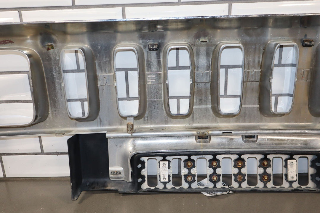 2003 - 2007 Hummer H2 OEM Upper Headlight Bumper Chrome Grille