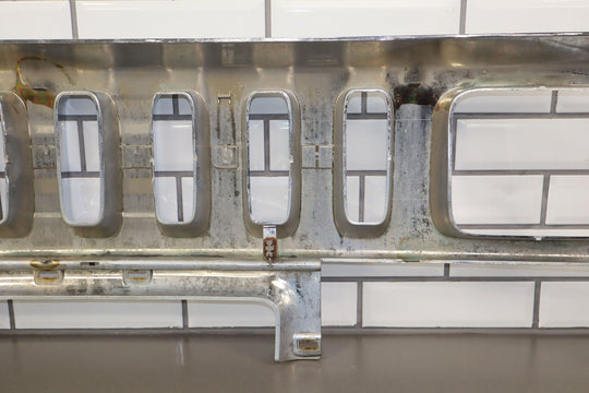 2003 - 2007 Hummer H2 OEM Upper Headlight Bumper Grille (Chrome) *Weathered*