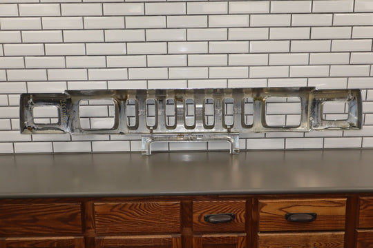 2003 - 2007 Hummer H2 OEM Upper Headlight Bumper Grille (Chrome) *Weathered*