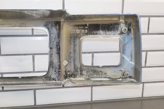 2003 - 2007 Hummer H2 OEM Upper Headlight Bumper Grille (Chrome) *Weathered*