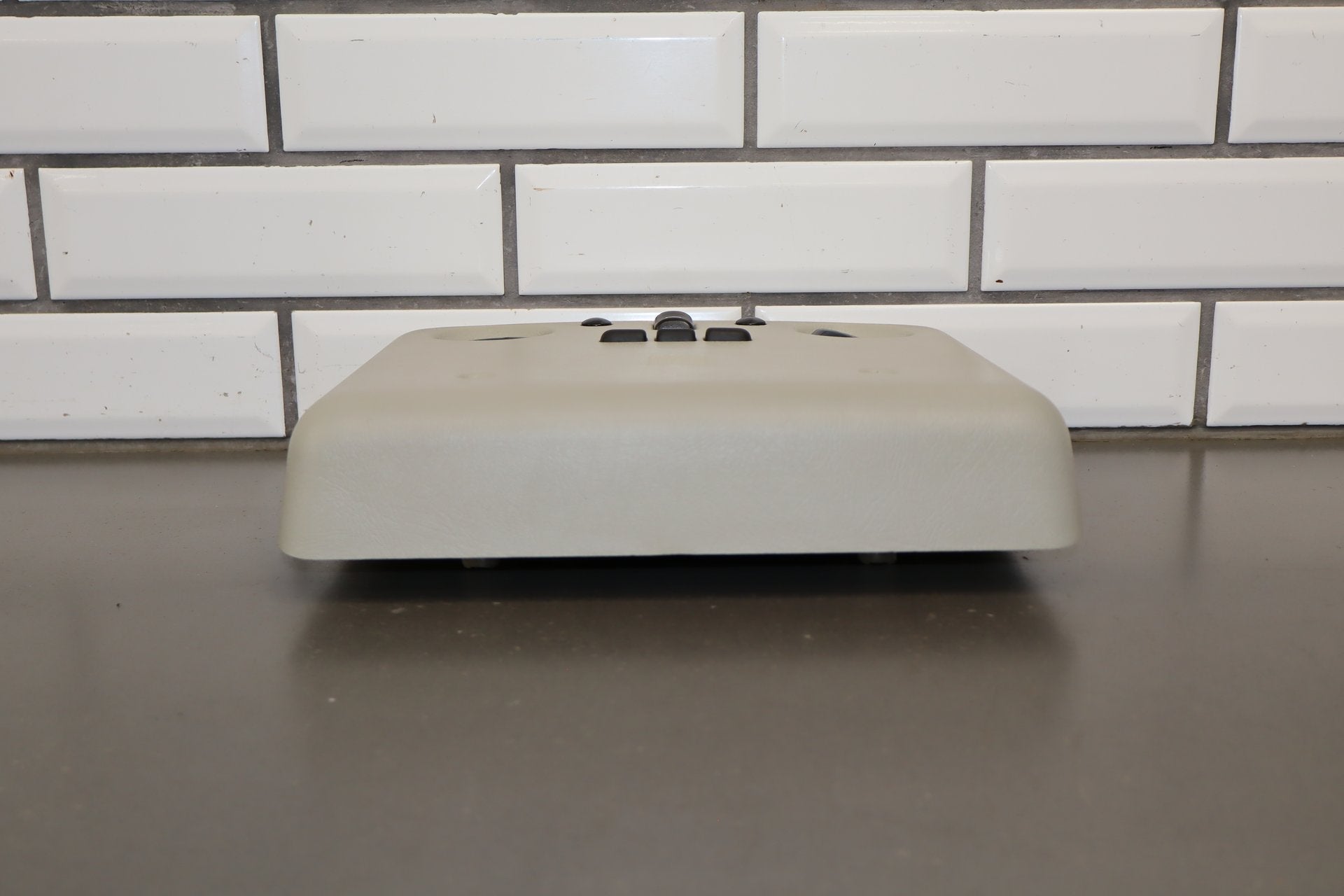 2003-2007 Hummer H2 Overhead Roof Console- With Sunroof