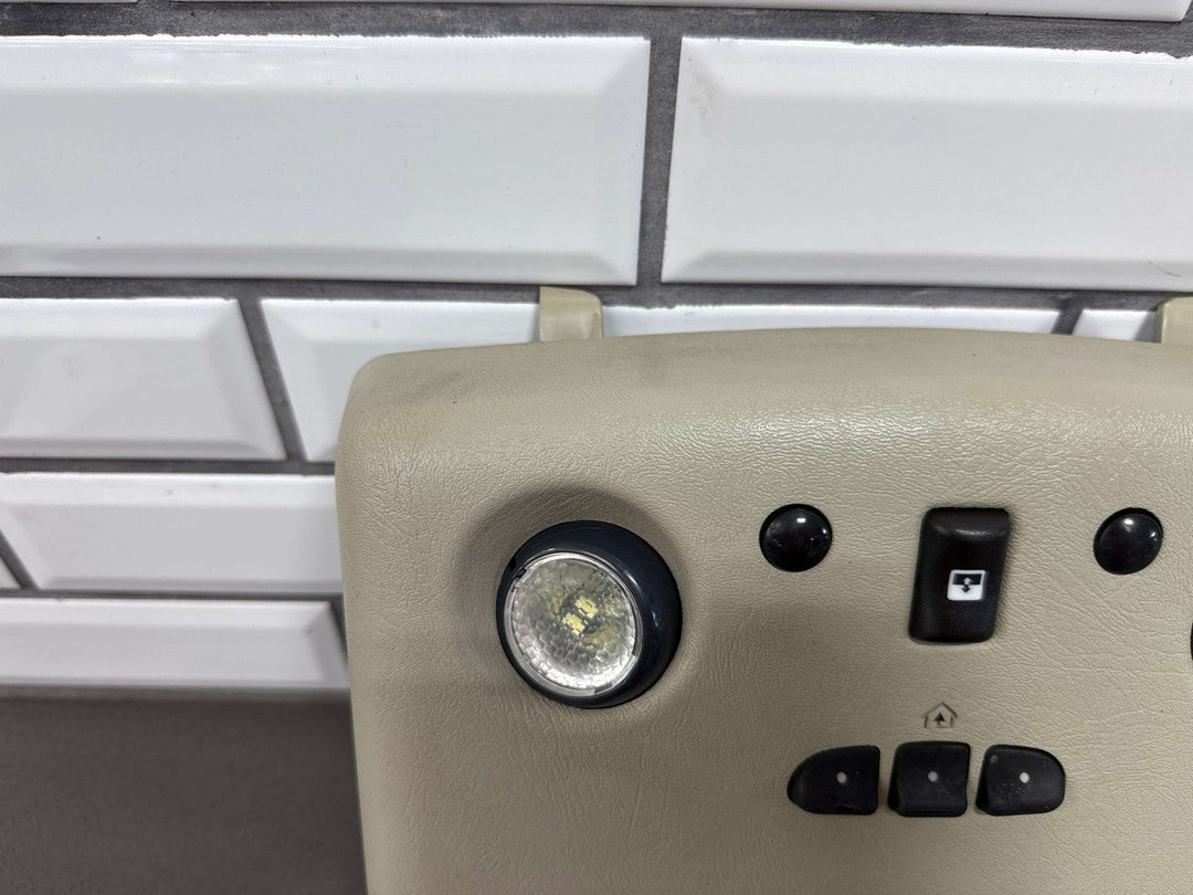 2003 - 2007 Hummer H2 Overhead Roof Console - With Sunroof