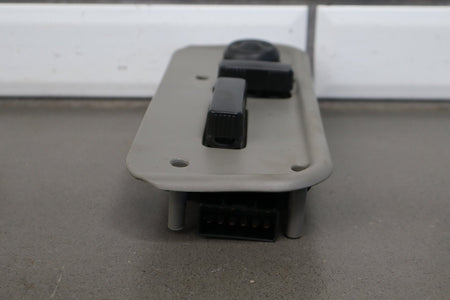 2003-2007 Hummer H2 - Passenger Right Power Seat Adjuster Switch W/ Bezel