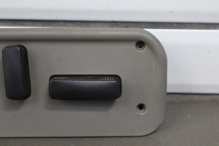 2003-2007 Hummer H2 - Passenger Right Power Seat Adjuster Switch W/ Bezel