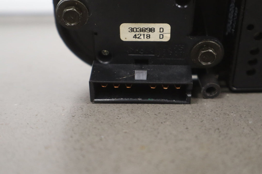 2003 - 2007 Hummer H2 Passenger Right RH Front Seat Switch