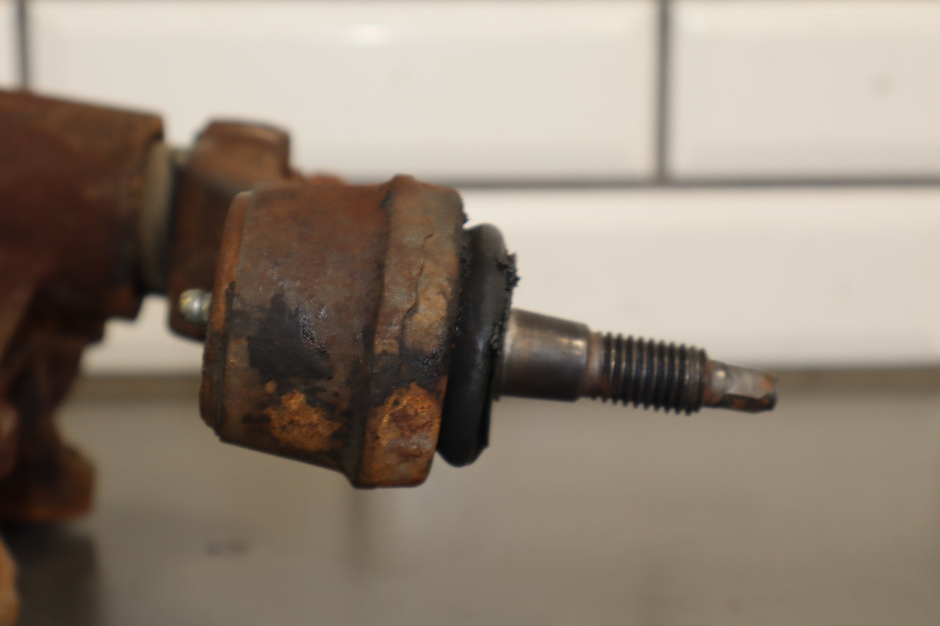 2003-2007 Hummer H2- Power Steering Gear 162531 Miles
