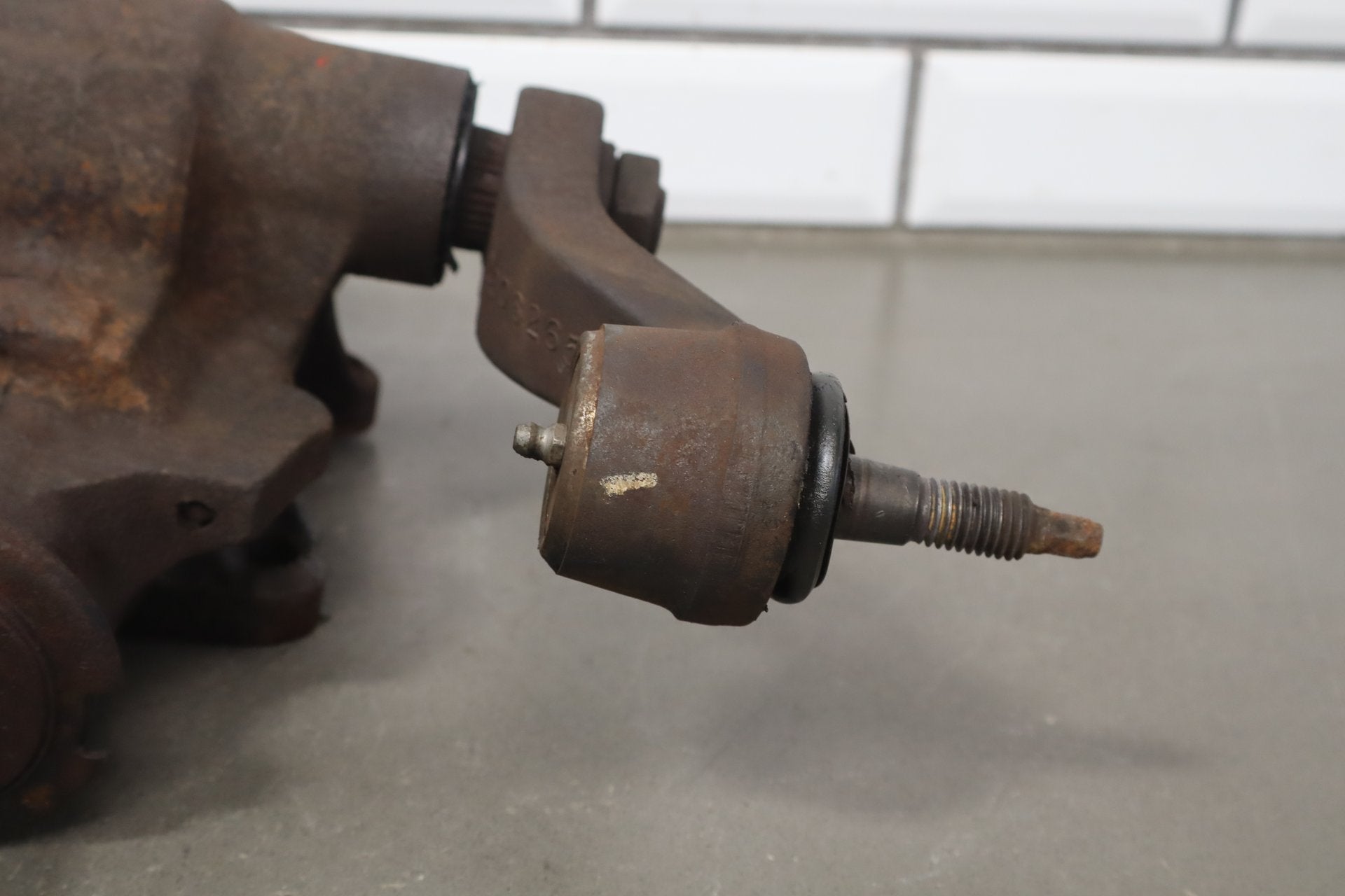 2003-2007 Hummer H2- Power Steering Gear 186386 Miles