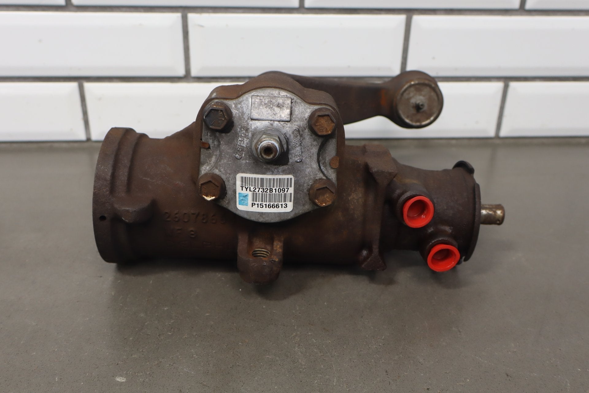 2003-2007 Hummer H2- Power Steering Gear 186386 Miles