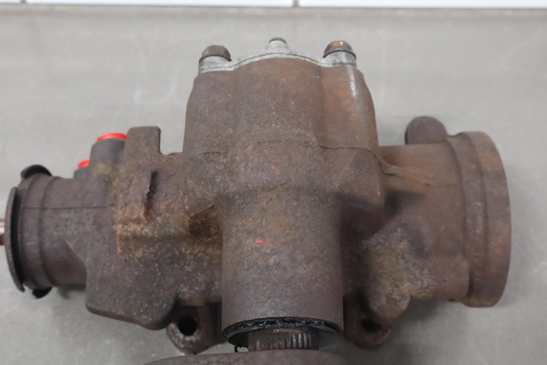 2003-2007 Hummer H2- Power Steering Gear 186386 Miles