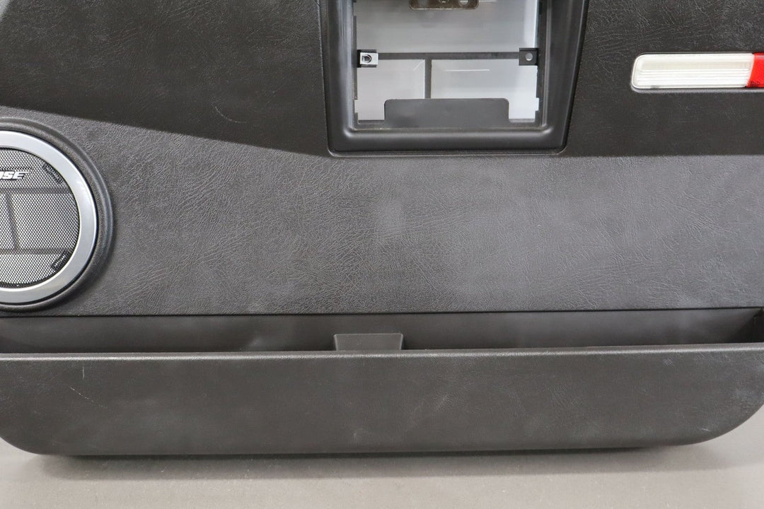 2003 - 2007 Hummer H2 - Right Front Door Trim Panel 15846874