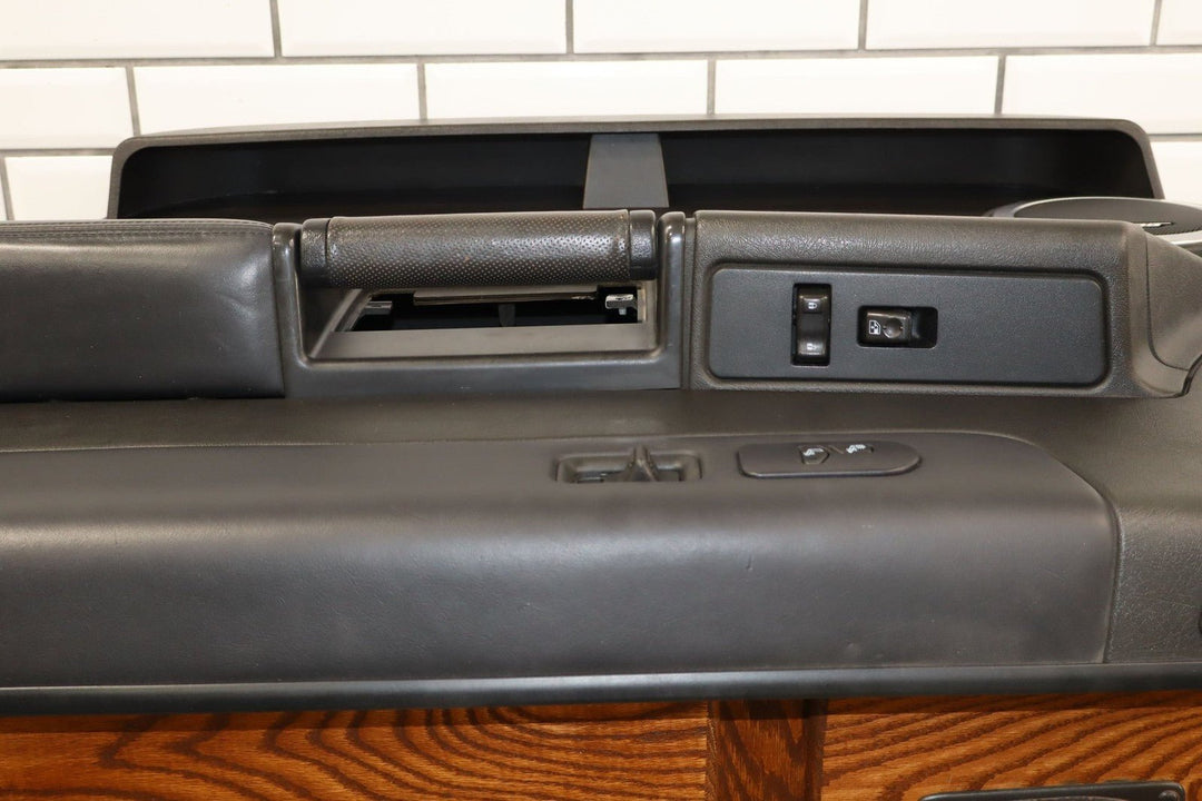 2003 - 2007 Hummer H2 - Right Front Door Trim Panel 15846874