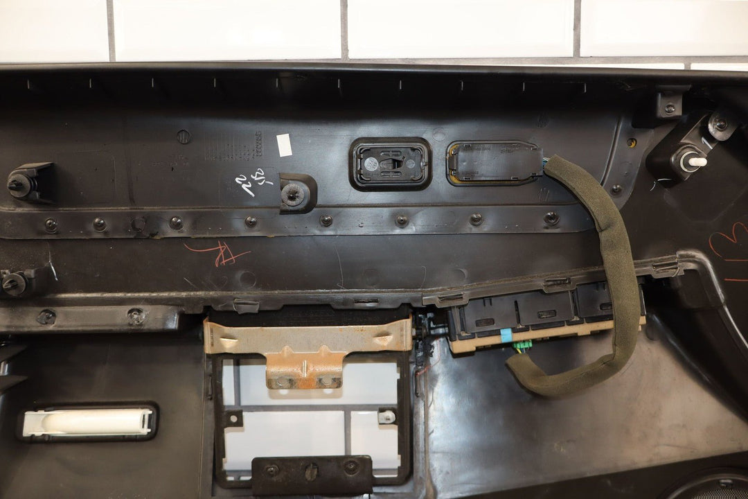 2003 - 2007 Hummer H2 - Right Front Door Trim Panel 15846874