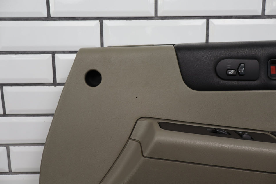 2003-2007 Hummer H2 - Right Front Door Trim Panel 15846874