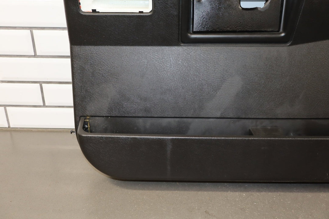 2003 - 2007 Hummer H2 - Right Front Door Trim Panel Black 482 15846876