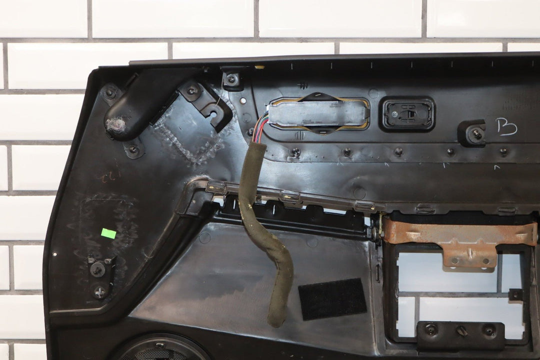 2003 - 2007 Hummer H2 - Right Front Door Trim Panel Black 482 15846876