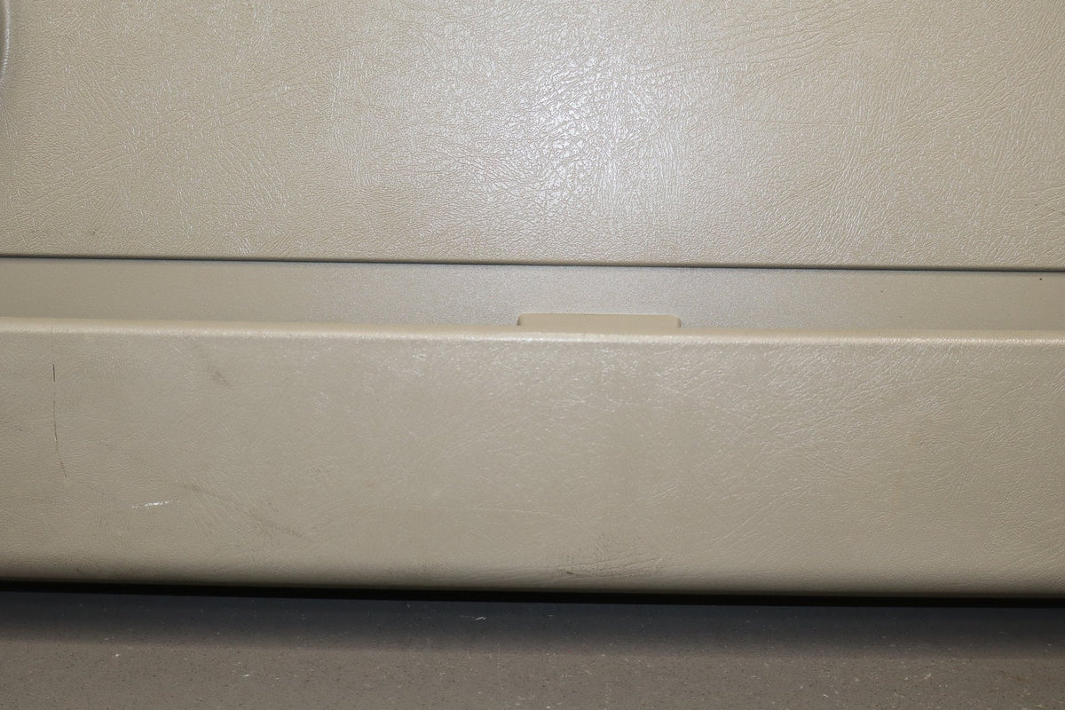 2003-2007 Hummer H2- Right Front Door Trim Panel Wheat 502 15846874