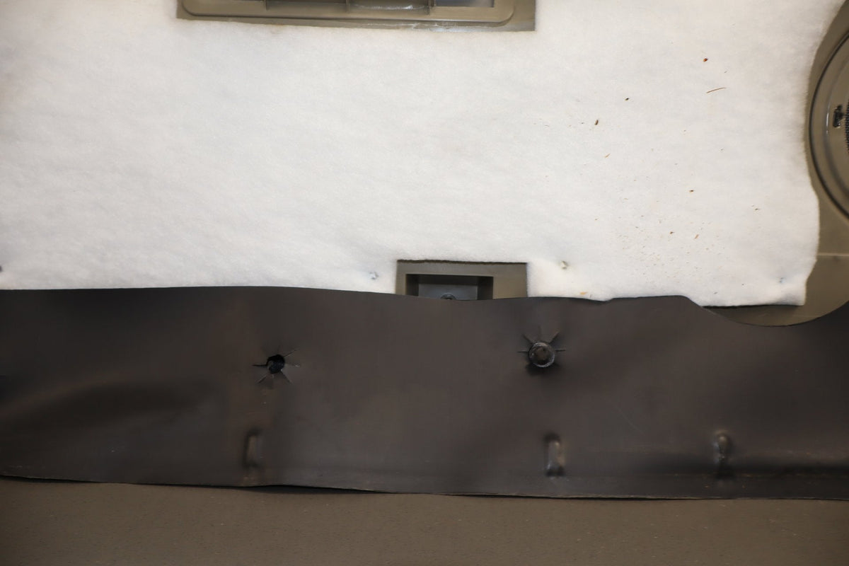 2003-2007 Hummer H2- Right Front Door Trim Panel Wheat 502 15846874