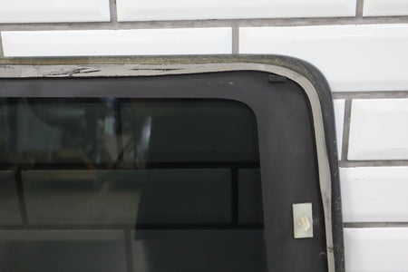 2003-2007 Hummer H2 Right Quarter Window 15101579