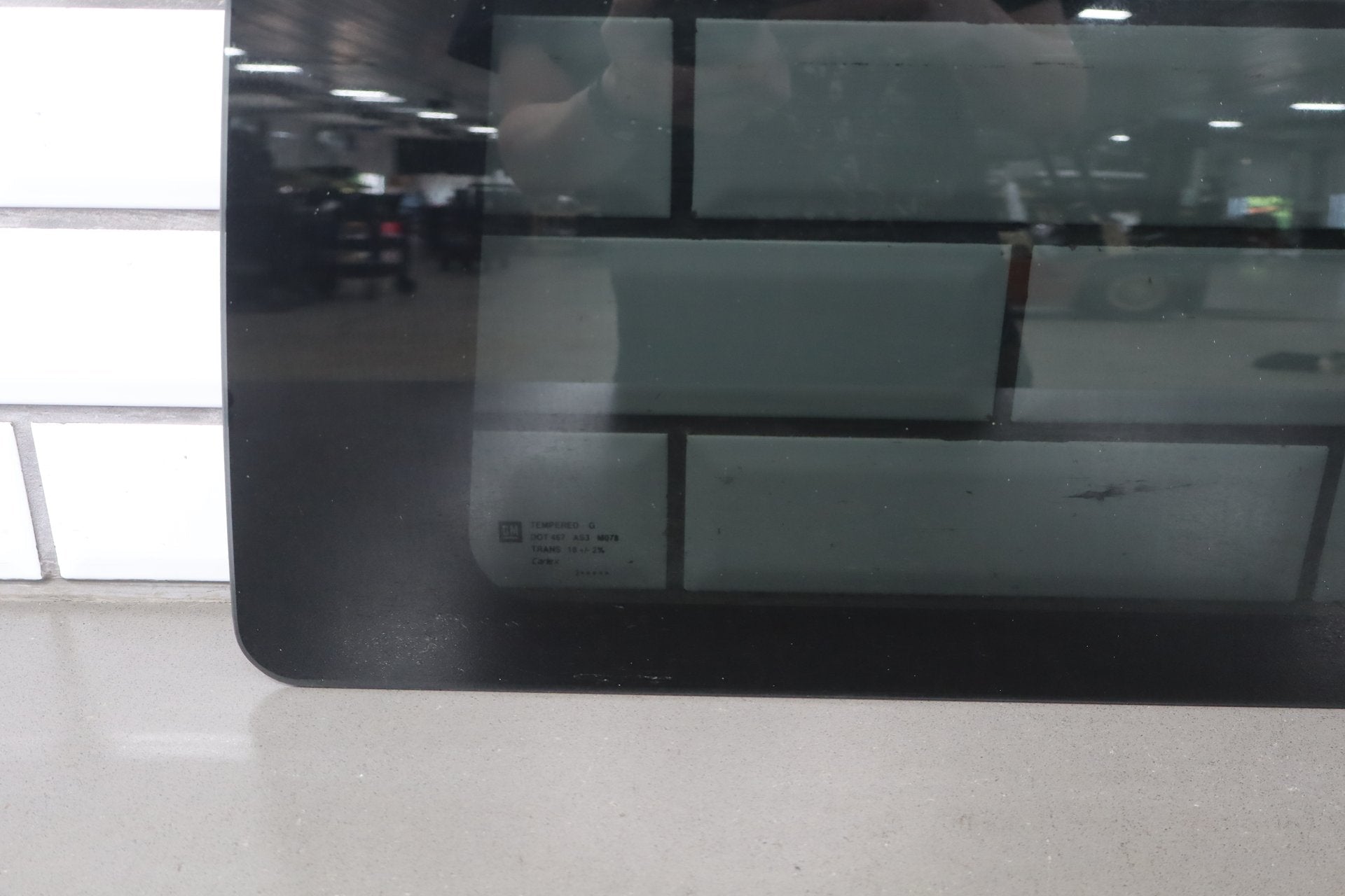 2003-2007 Hummer H2 Right Quarter Window 15101579