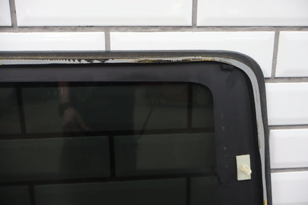 2003-2007 Hummer H2 Right Quarter Window 15101579