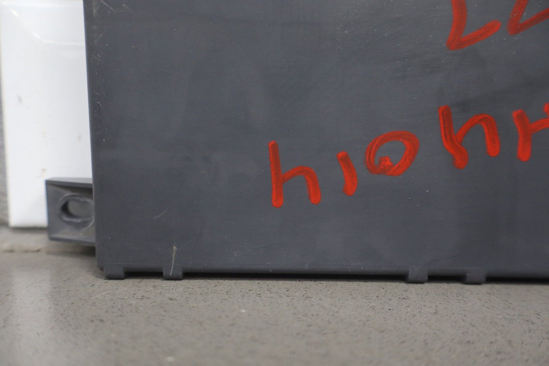 2003 - 2007 Hummer H2 Seat Memory Control Module (Under Seat) 15176672 OEM