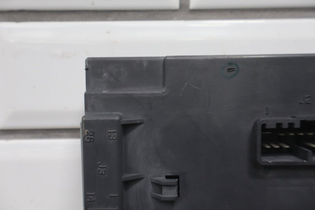 2003 - 2007 Hummer H2 Seat Memory Control Module (Under Seat) 15176672 OEM