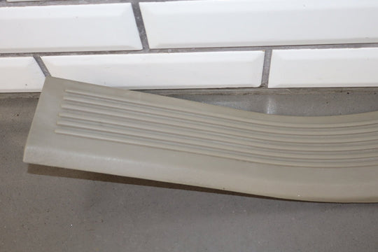 2003 - 2007 Hummer H2 Set x4 - Sill Plates OEM