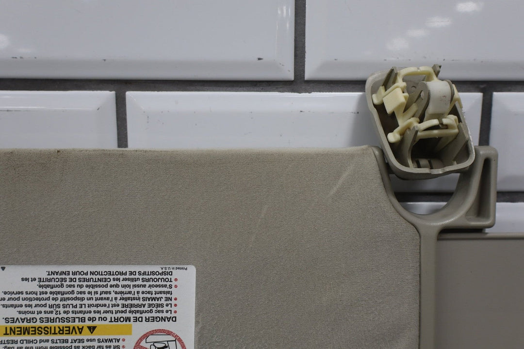 2003 - 2007 Hummer H2 - Single (1) Passenger Right Sun Visor - 15938027