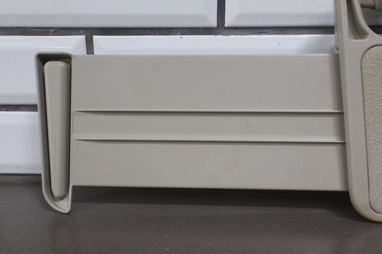 2003 - 2007 Hummer H2 - Single (1) Passenger Right Sun Visor - 15938027