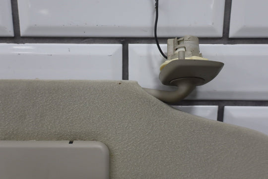 2003 - 2007 Hummer H2 - Single (1) Passenger Right Sun Visor - 15938027