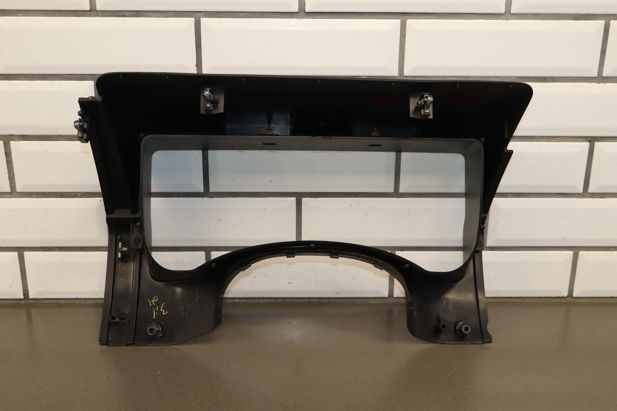 2003-2007 Hummer H2 - Speedometer Bezel 15199971
