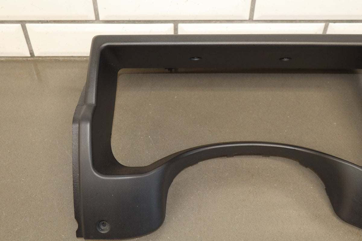 2003-2007 Hummer H2 - Speedometer Bezel 15199971
