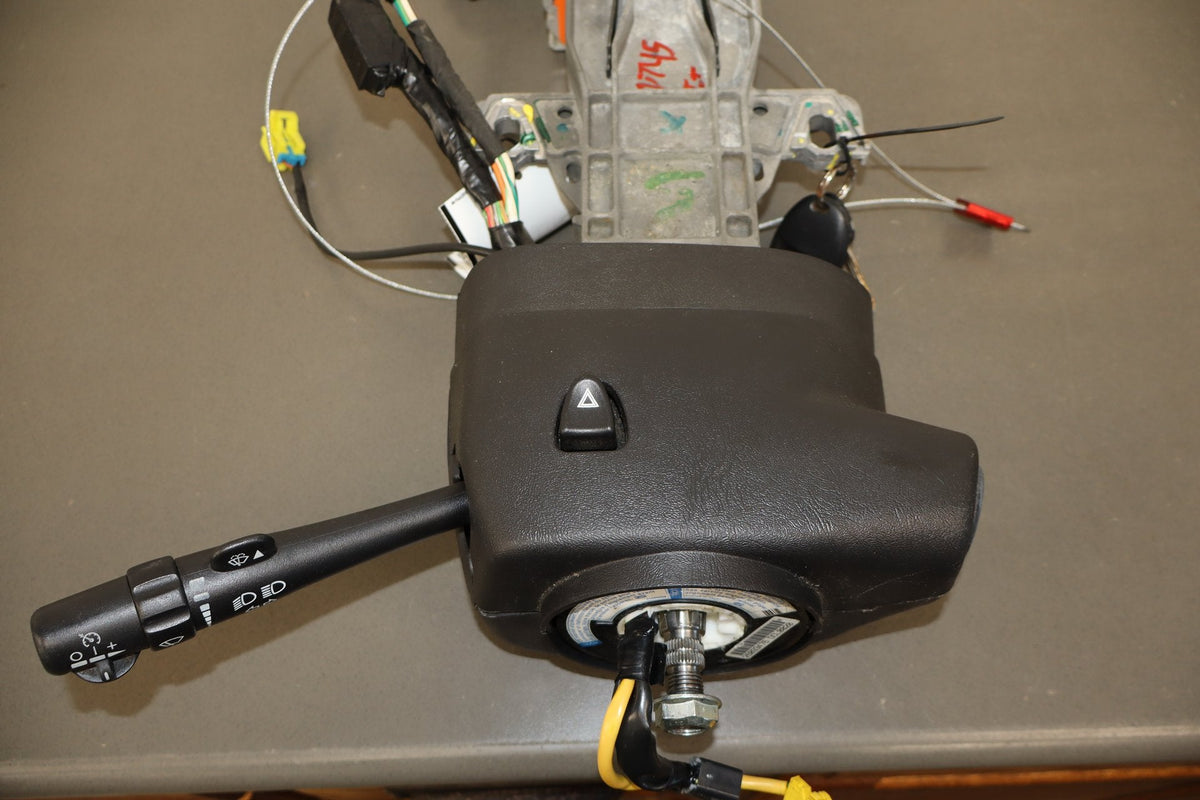 2003-2007 Hummer H2 - Steering Column Assembly W/ Key