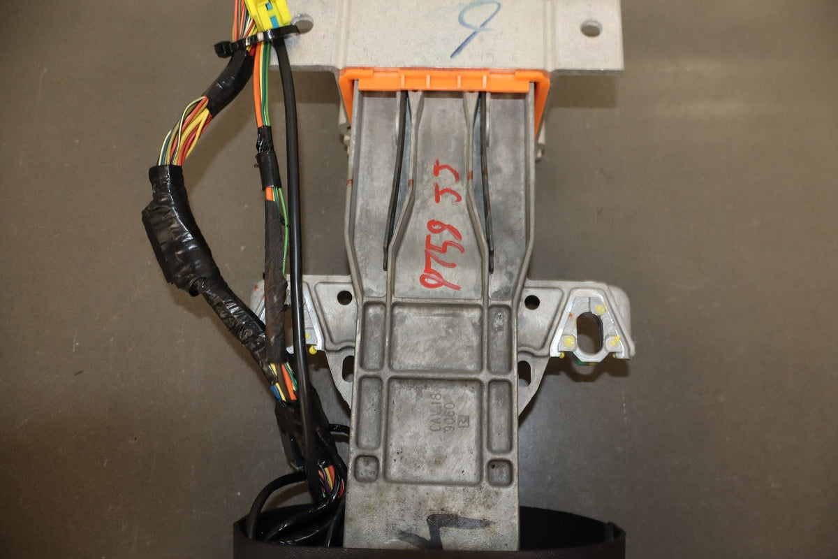 2003-2007 Hummer H2 - Steering Column Assembly W/ Key