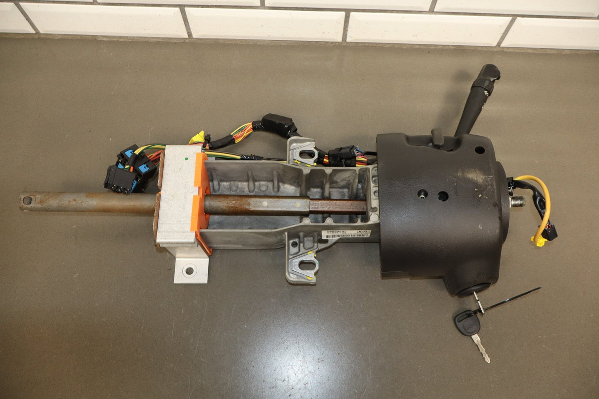 2003-2007 Hummer H2 - Steering Column Assembly W/ Key