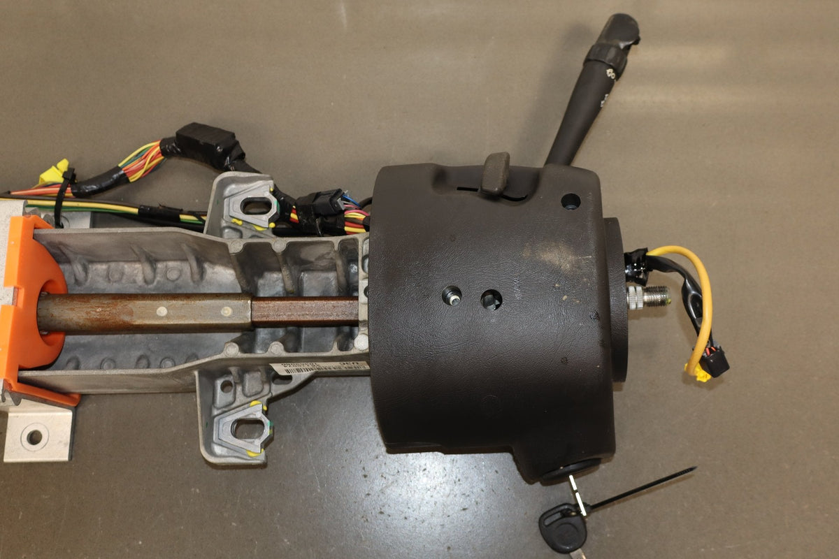 2003-2007 Hummer H2 - Steering Column Assembly W/ Key