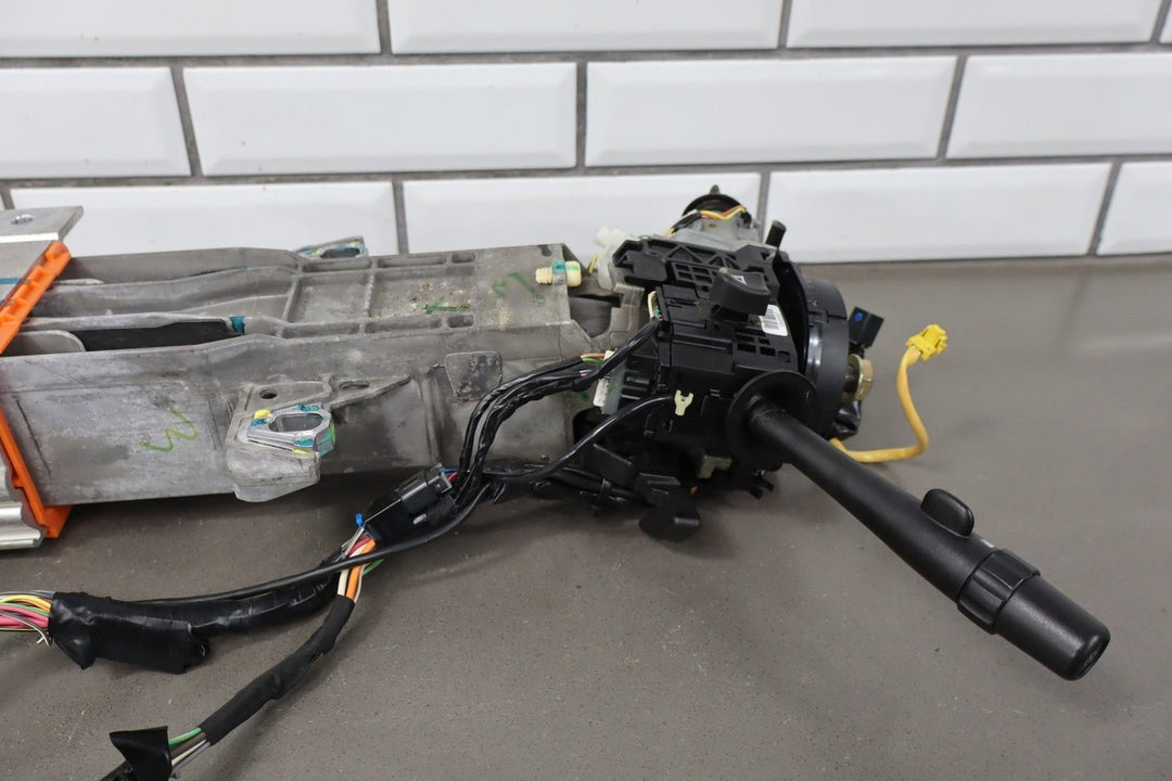 2003 - 2007 Hummer H2 - Steering Column Assembly W/ Key