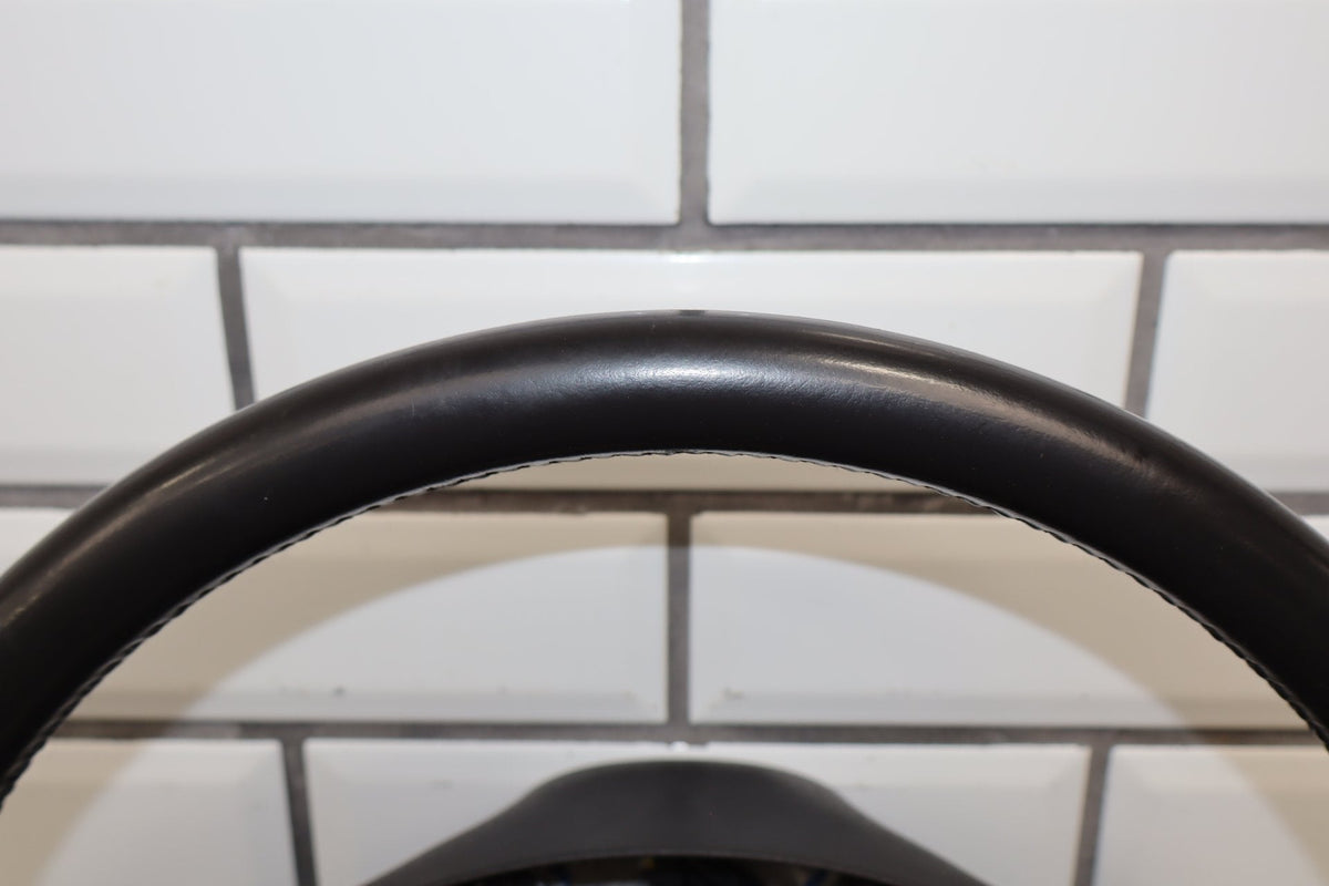 2003-2007 Hummer H2 Steering Wheel 10364490