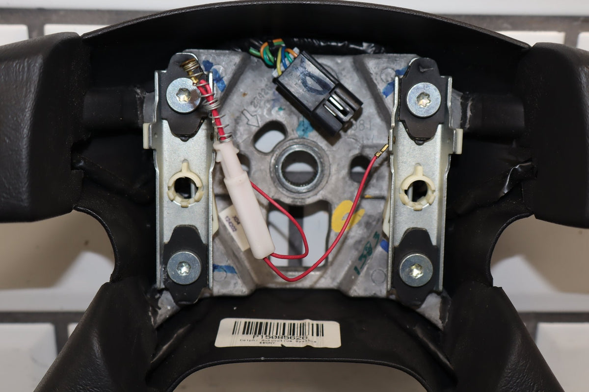 2003-2007 Hummer H2 Steering Wheel 10364490