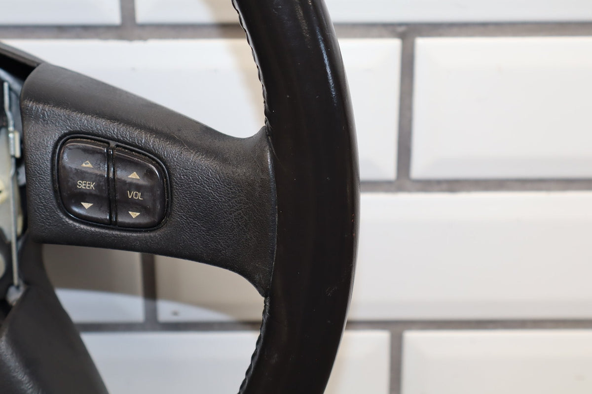 2003-2007 Hummer H2 Steering Wheel 10364490