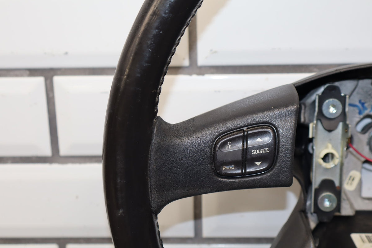 2003-2007 Hummer H2 Steering Wheel 10364490