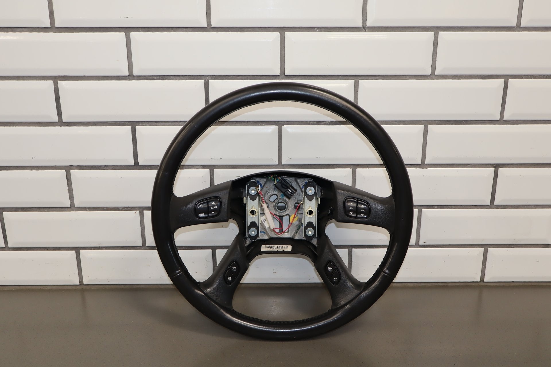 2003-2007 Hummer H2 Steering Wheel 10364490