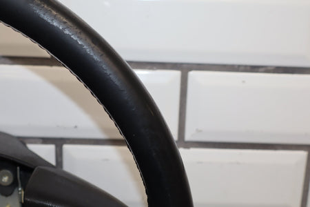 2003-2007 Hummer H2 Steering Wheel 10364490