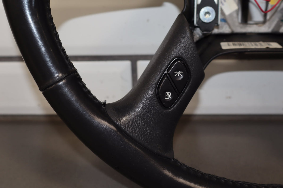 2003-2007 Hummer H2 Steering Wheel 10364490