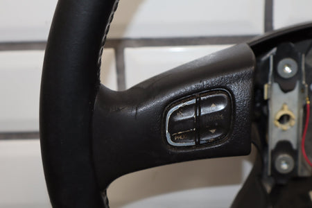 2003-2007 Hummer H2 Steering Wheel 10364490